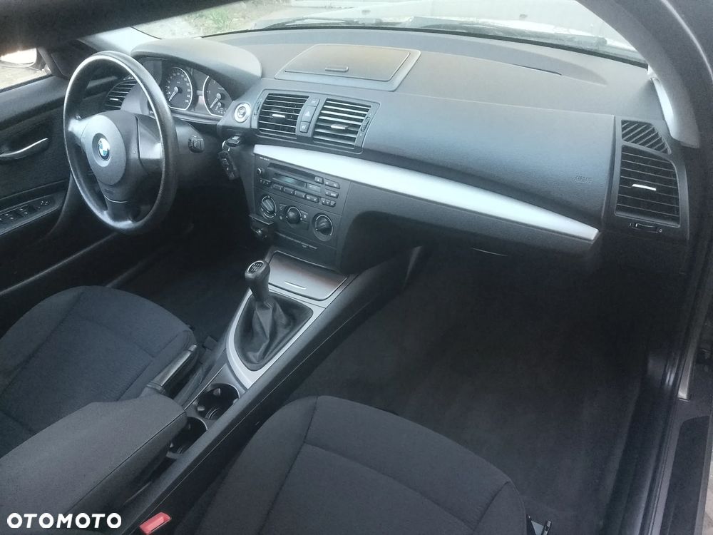 BMW Seria 1 - 12