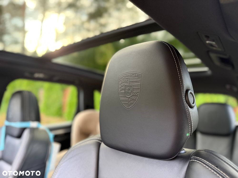 Porsche Cayenne Diesel Platinum Edition - 22