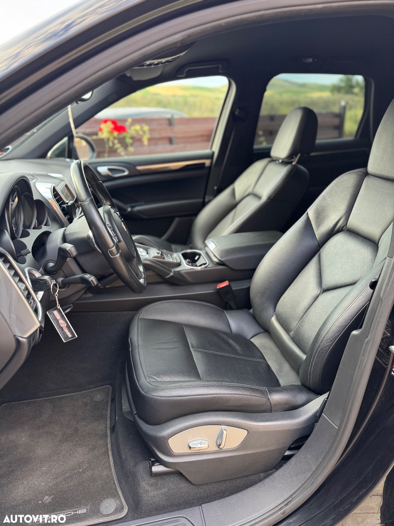Porsche Cayenne Diesel Platinum Edition - 10