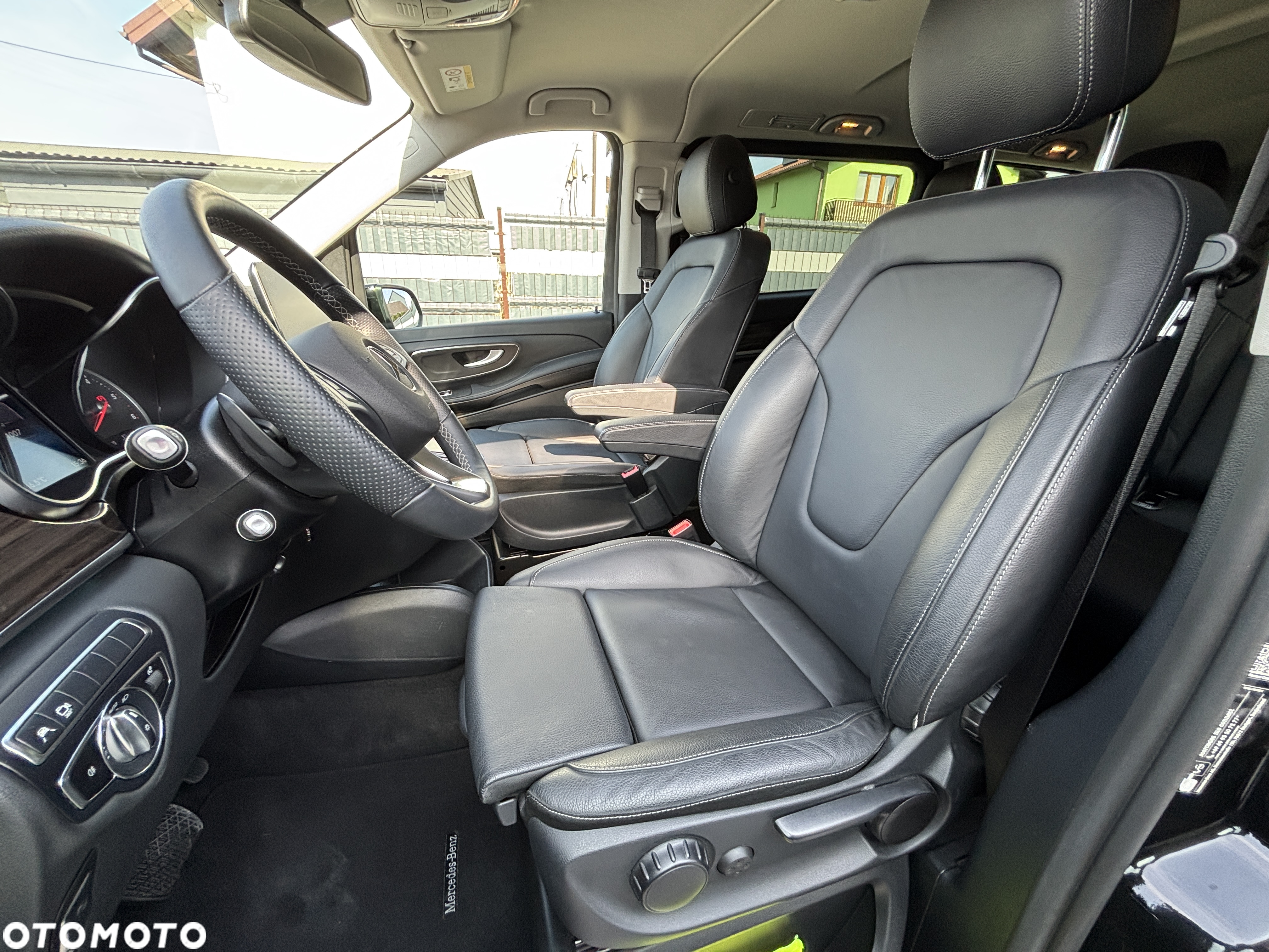 Mercedes-Benz Klasa V 300 d 9G-Tronic Avantgarde (ekstra d³) - 16