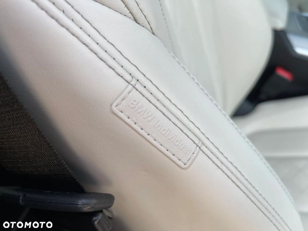 BMW Seria 3 330i xDrive M Sport sport - 20