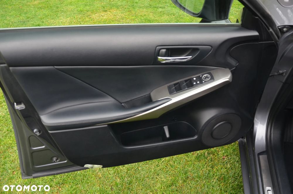 Lexus IS 250 F Sport - 20