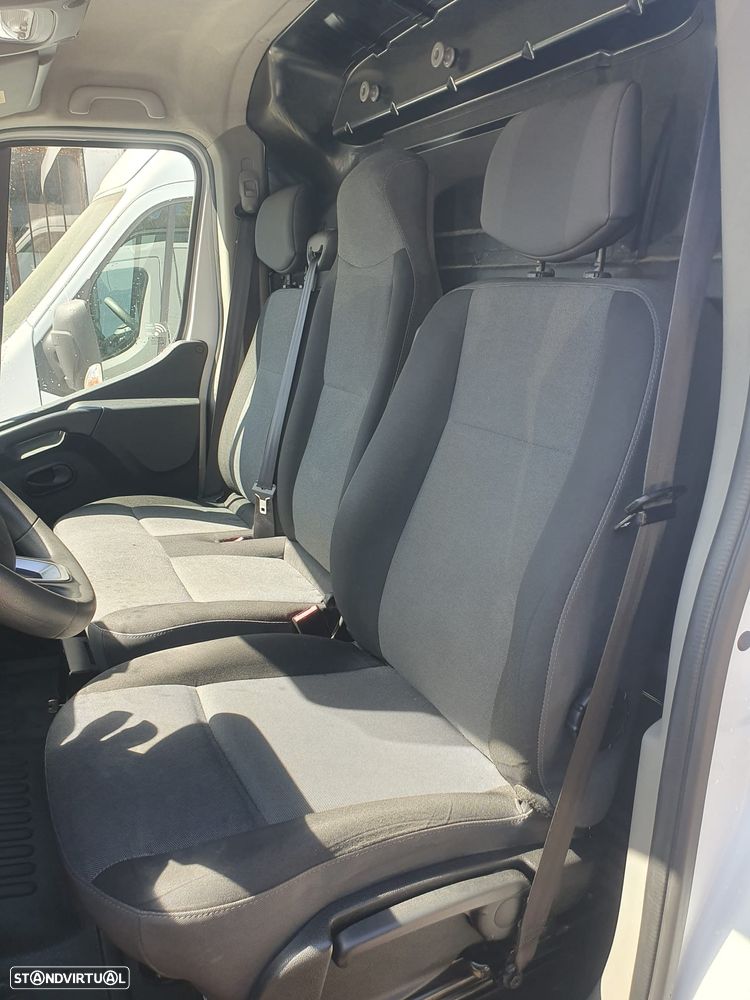 Renault Master 2.3 dCi L1H1 - 8