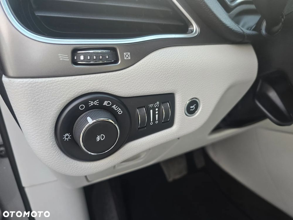 Jeep Cherokee 3.2 V6 Active Drive I Limited - 13