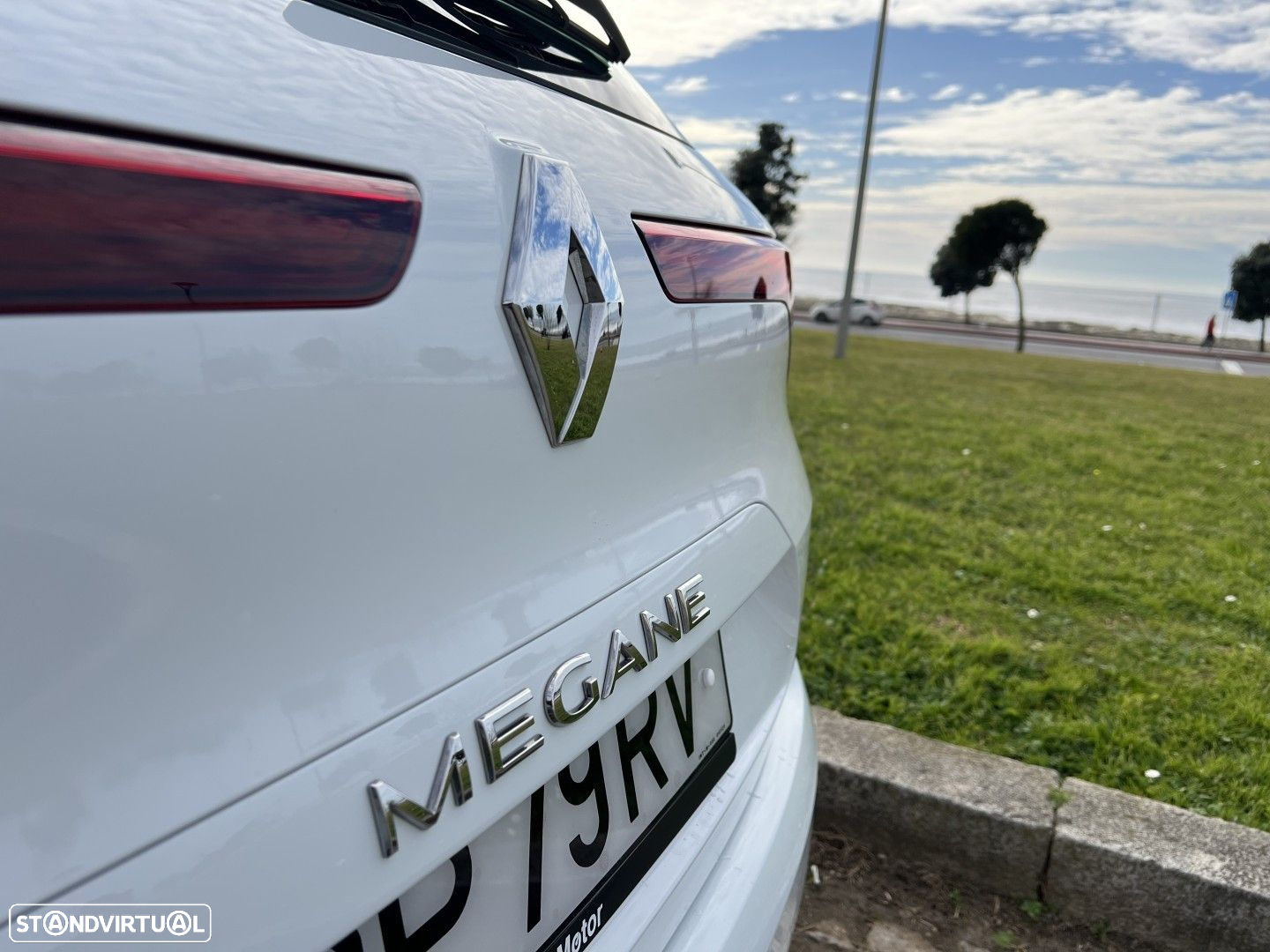 Renault Mégane BLUE dCi 115 BUSINESS EDITION - 14