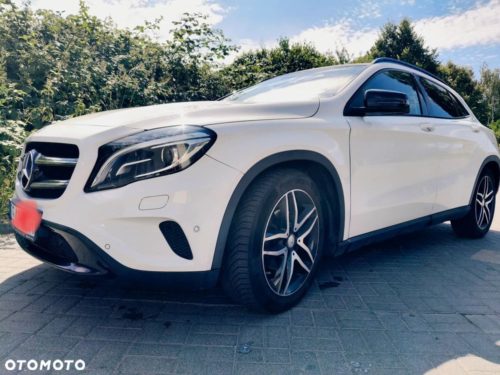 Mercedes-Benz GLA 200 7G-DCT - 1