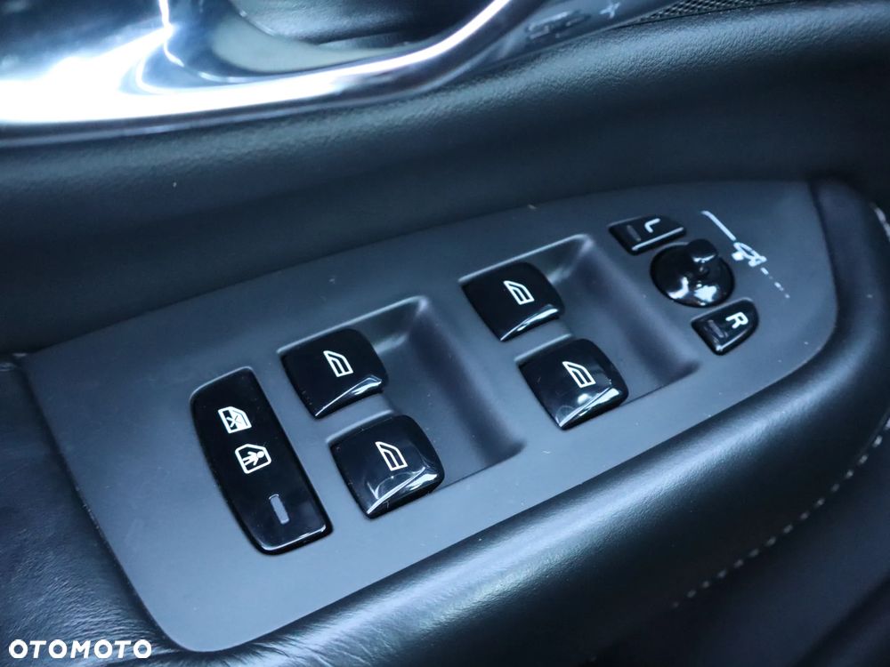 Volvo XC 90 B6 B AWD R-Design - 22