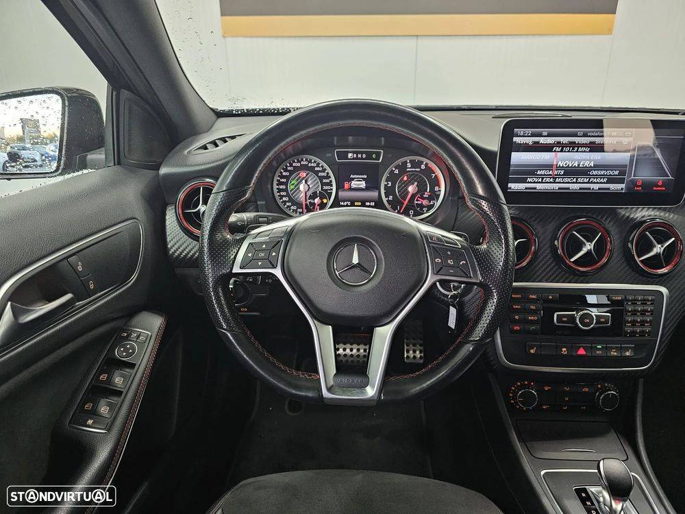 Mercedes-Benz A 45 AMG 4Matic Speedshift 7G-DCT - 25
