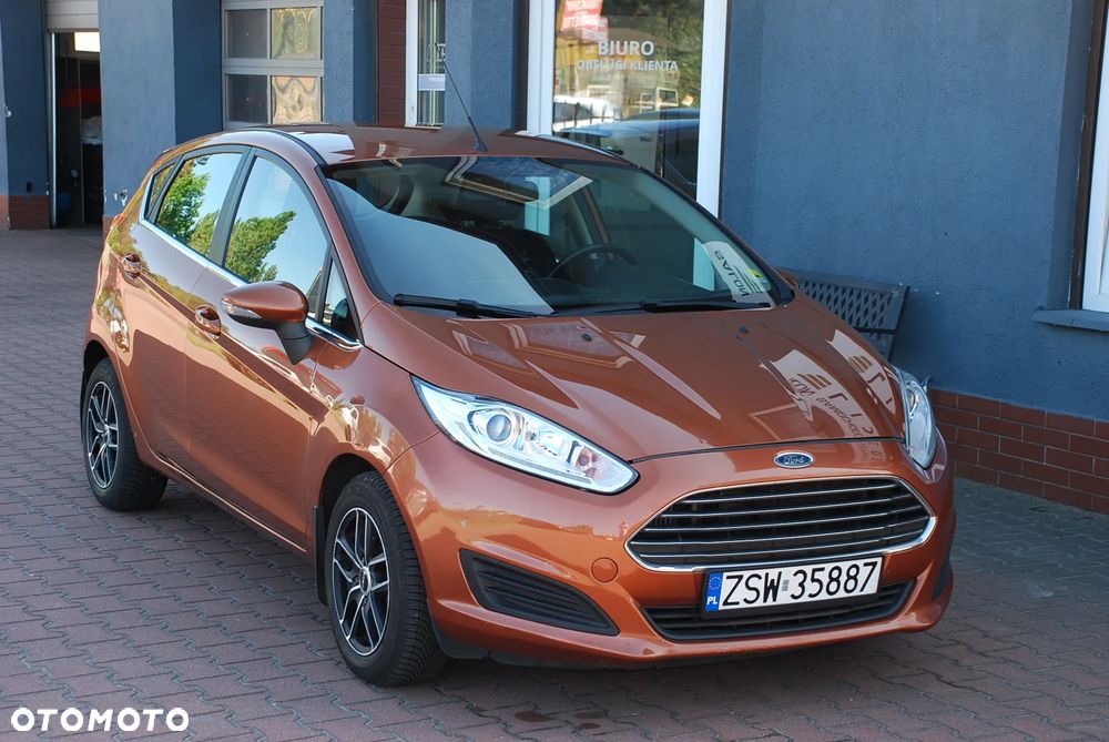Ford Fiesta 1.6 TDCi DPF Titanium - 12