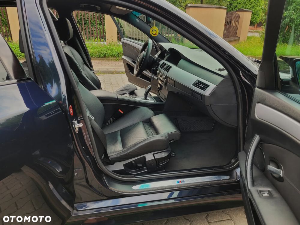 BMW Seria 5 520d Touring Edition Fleet Sport - 23