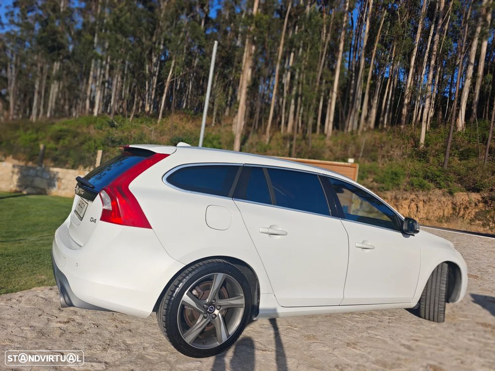 Volvo V60 2.0 D4 R-Design Summum - 7