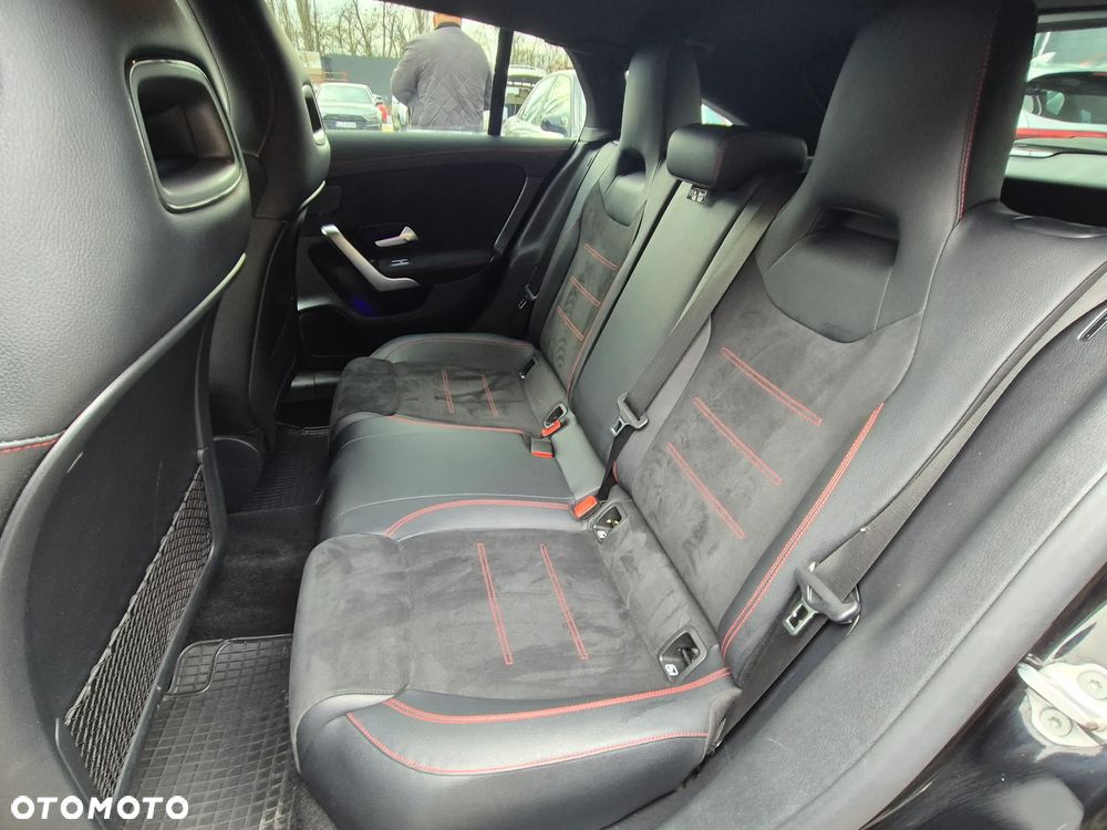 Mercedes-Benz CLA 220 d 8G-DCT AMG Line - 27