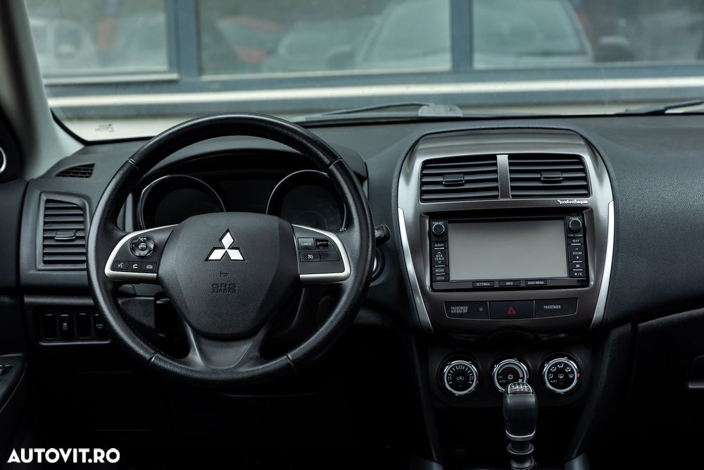 Mitsubishi ASX 1.8 DI-D 4WD Instyle - 11