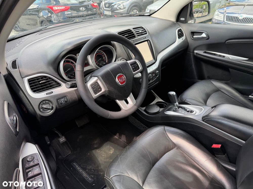 Fiat Freemont 2.0 Multijet 16V DPF Automatik Allrad Lounge - 37