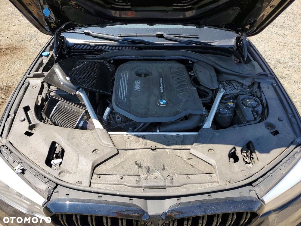 BMW Seria 5 540i xDrive Sport - 10