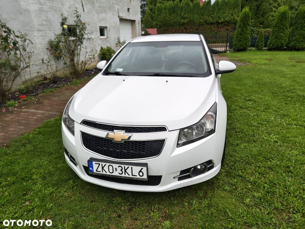 Chevrolet Cruze - 8