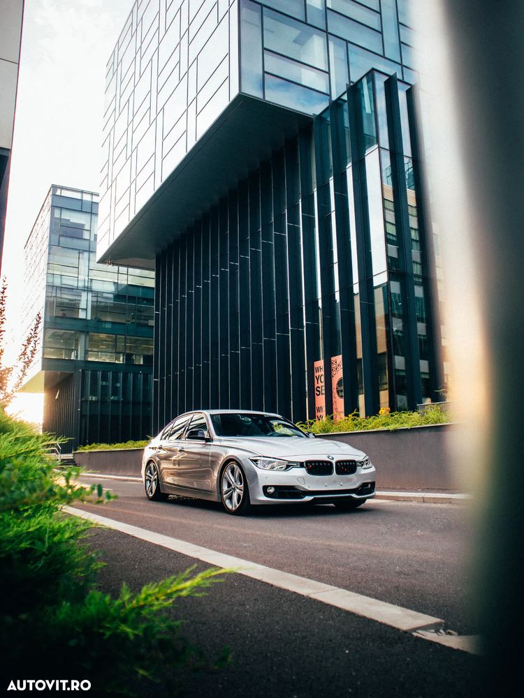 BMW Seria 3 335i Sport-Aut. Sport Line - 3