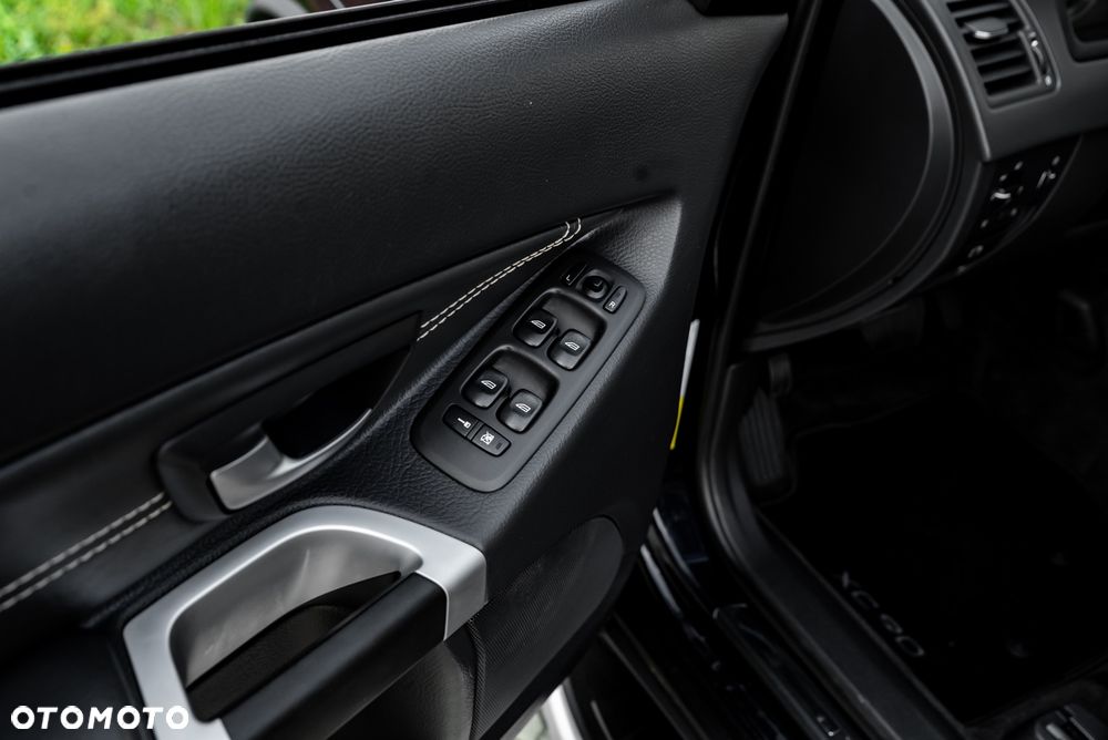 Volvo XC 90 D5 Momentum - 19