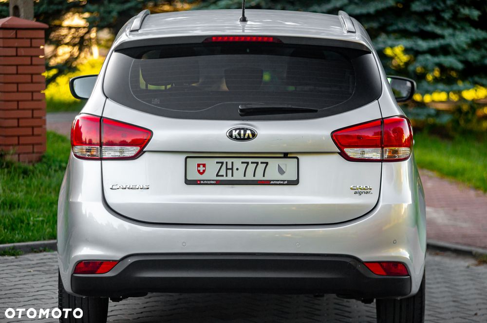 Kia Carens 1.7 CRDi Vision - 14