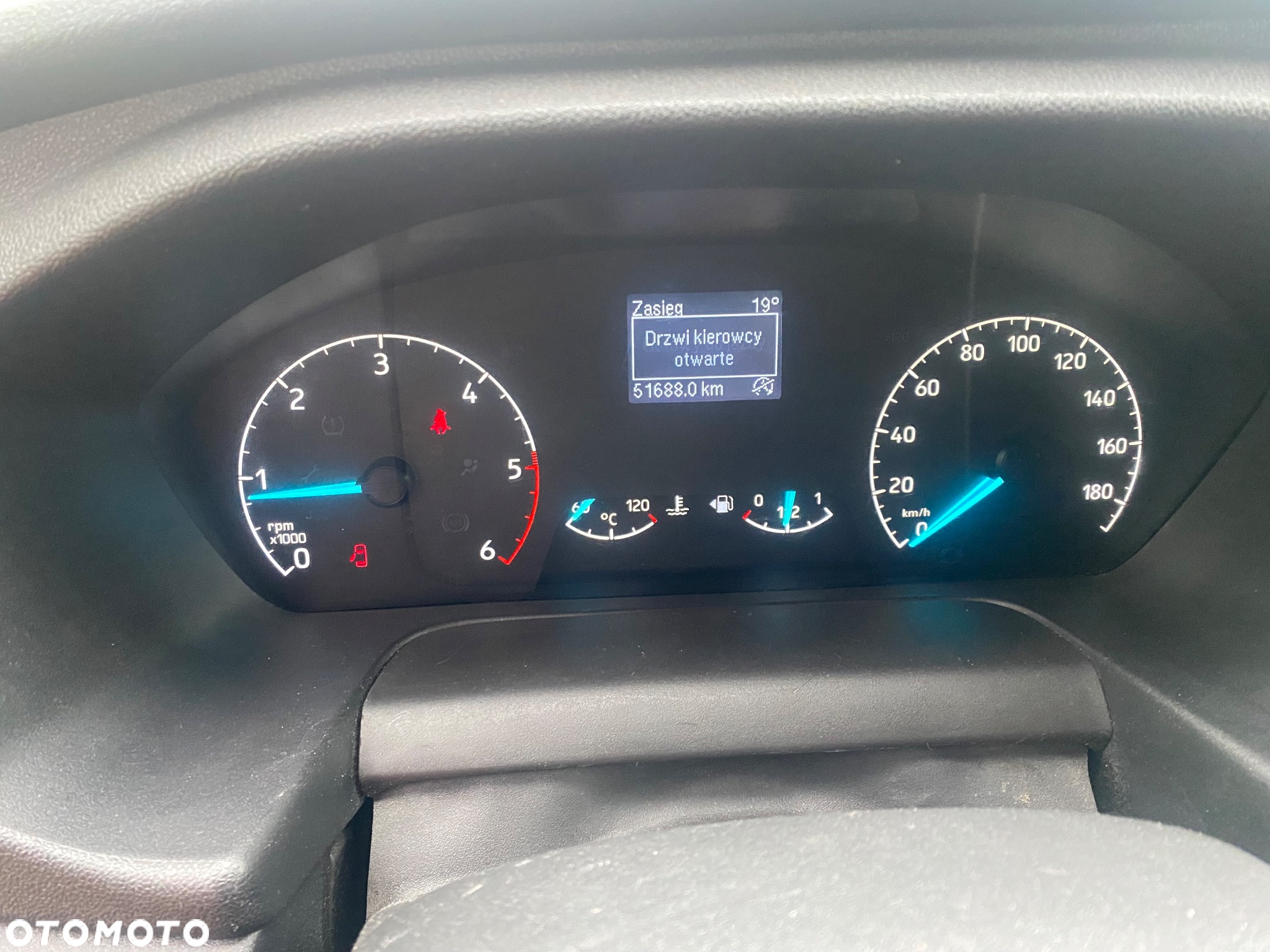 Ford Transit 350 - 13