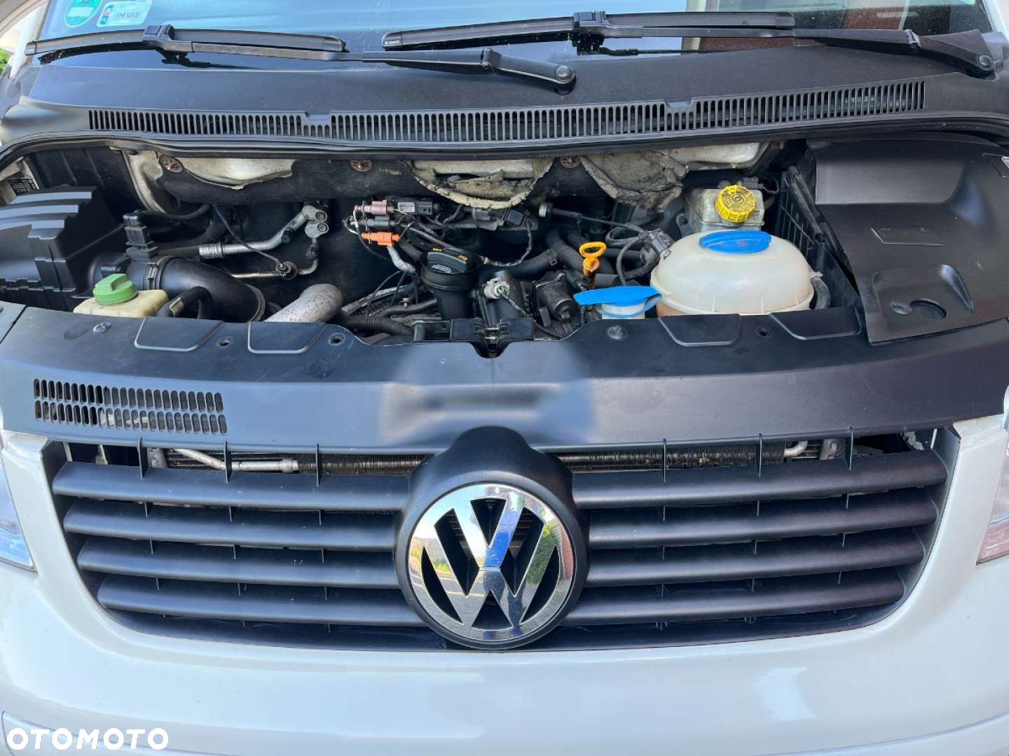 Volkswagen Caravelle - 21