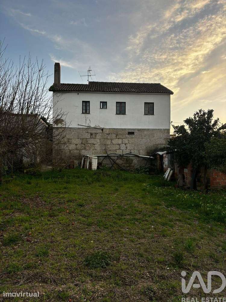 Casa T2 em Covas e Vila Nova de Oliveirinha de 98,00 m2 - Grande imagem: 4/11