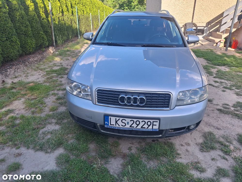 Audi A4 Avant - 4