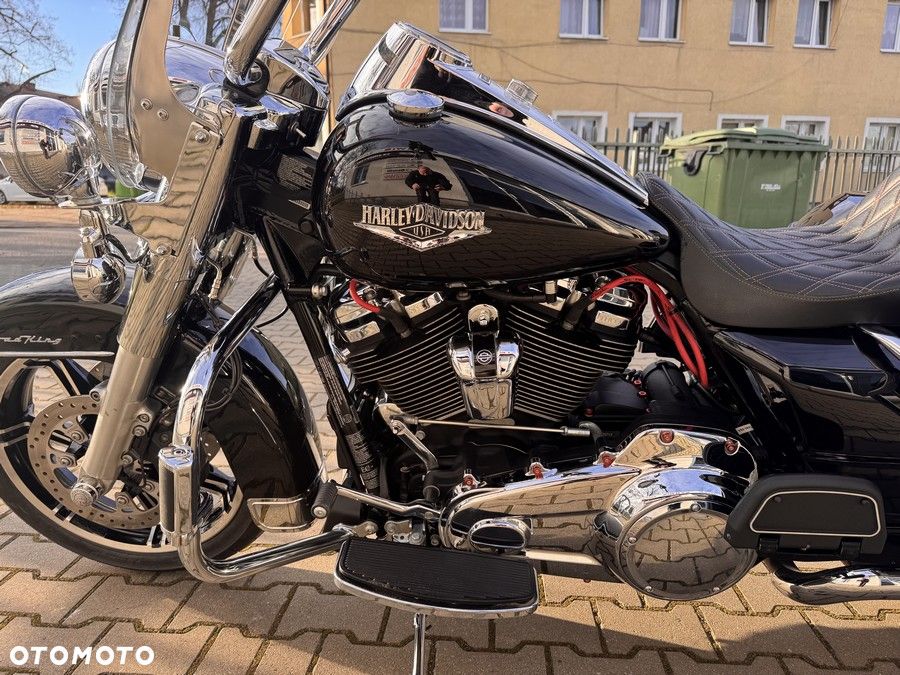 Harley-Davidson Touring Road King - 9