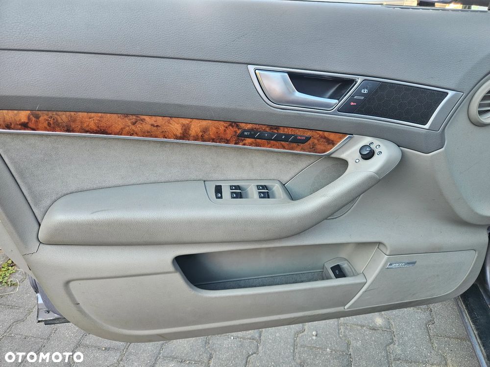 Audi A6 Avant 3.2 FSI Quattro Tiptronic - 8