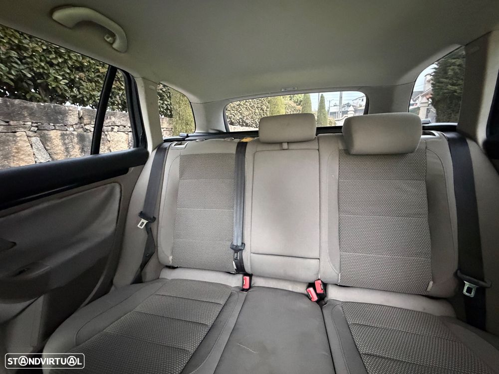 VW Golf Variant 1.6 TDi Highline - 11
