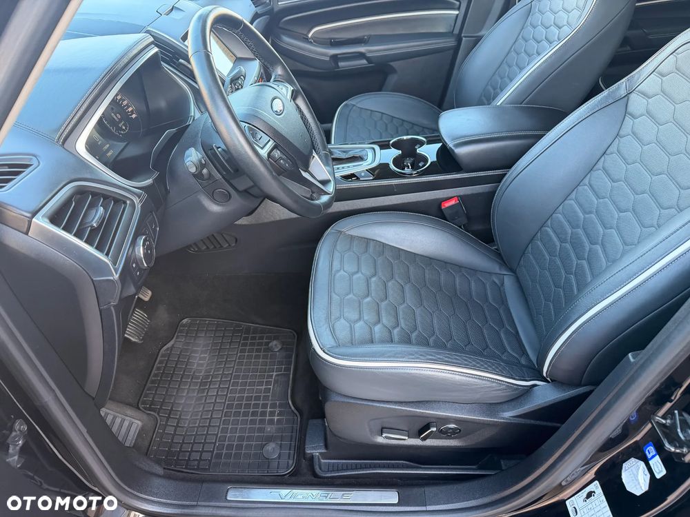 Ford S-Max - 16