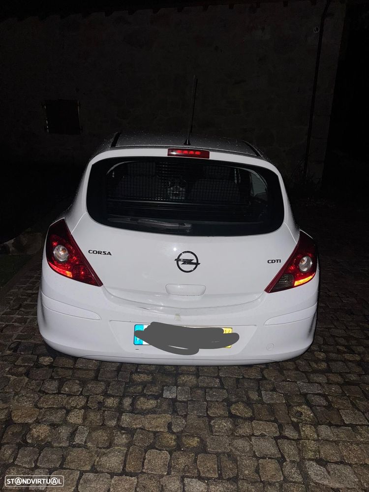 Opel Corsa 1.3 CDTi Dynamic - 2