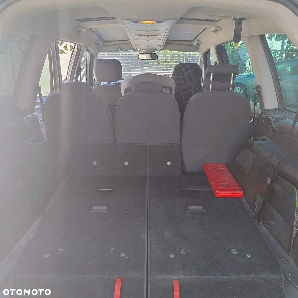 Ford Galaxy 2.0 TDCi Ghia - 12