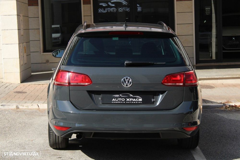 VW Golf Variant 1.6 TDi BlueMotion DSG Cup - 10