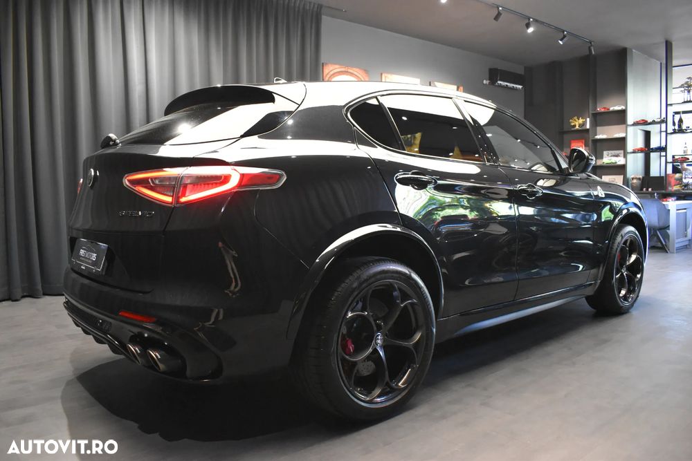 Alfa Romeo Stelvio 2.9 V6 Turbo AWD AT8 Quadrifoglio - 6
