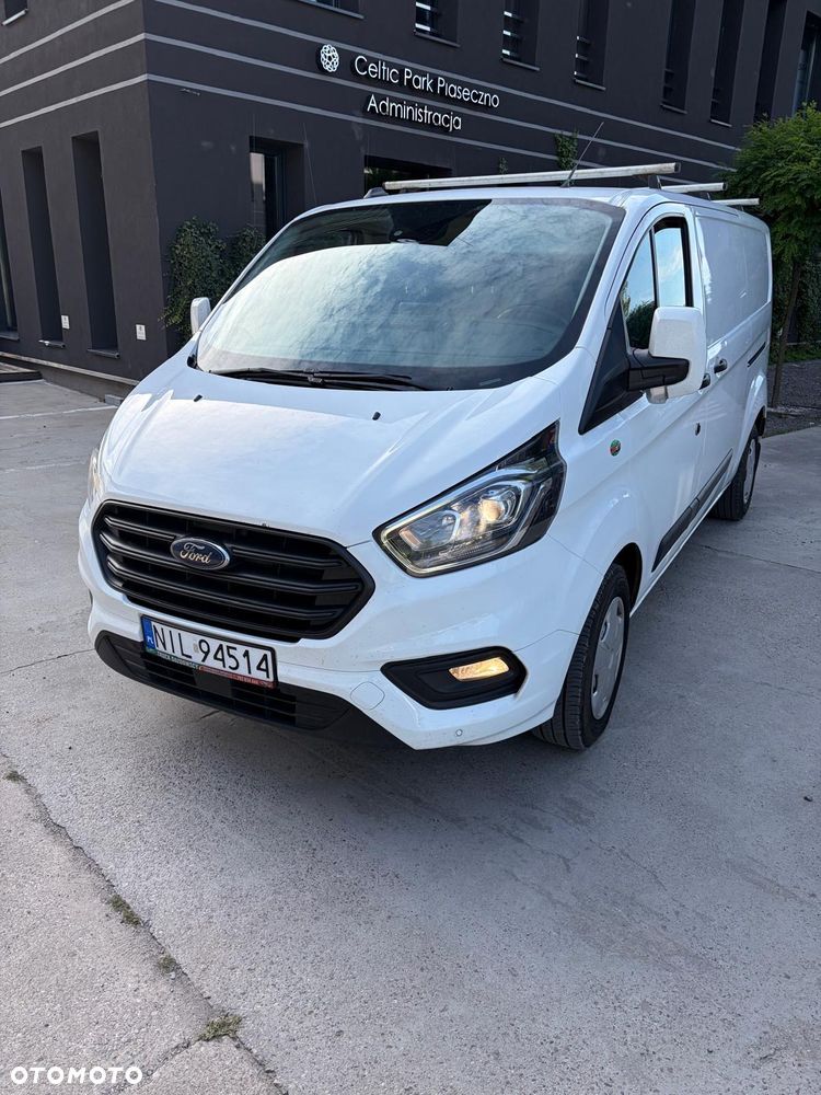 Ford Transit Custom 320 L2H1 Ambiente (bryg.) - 2