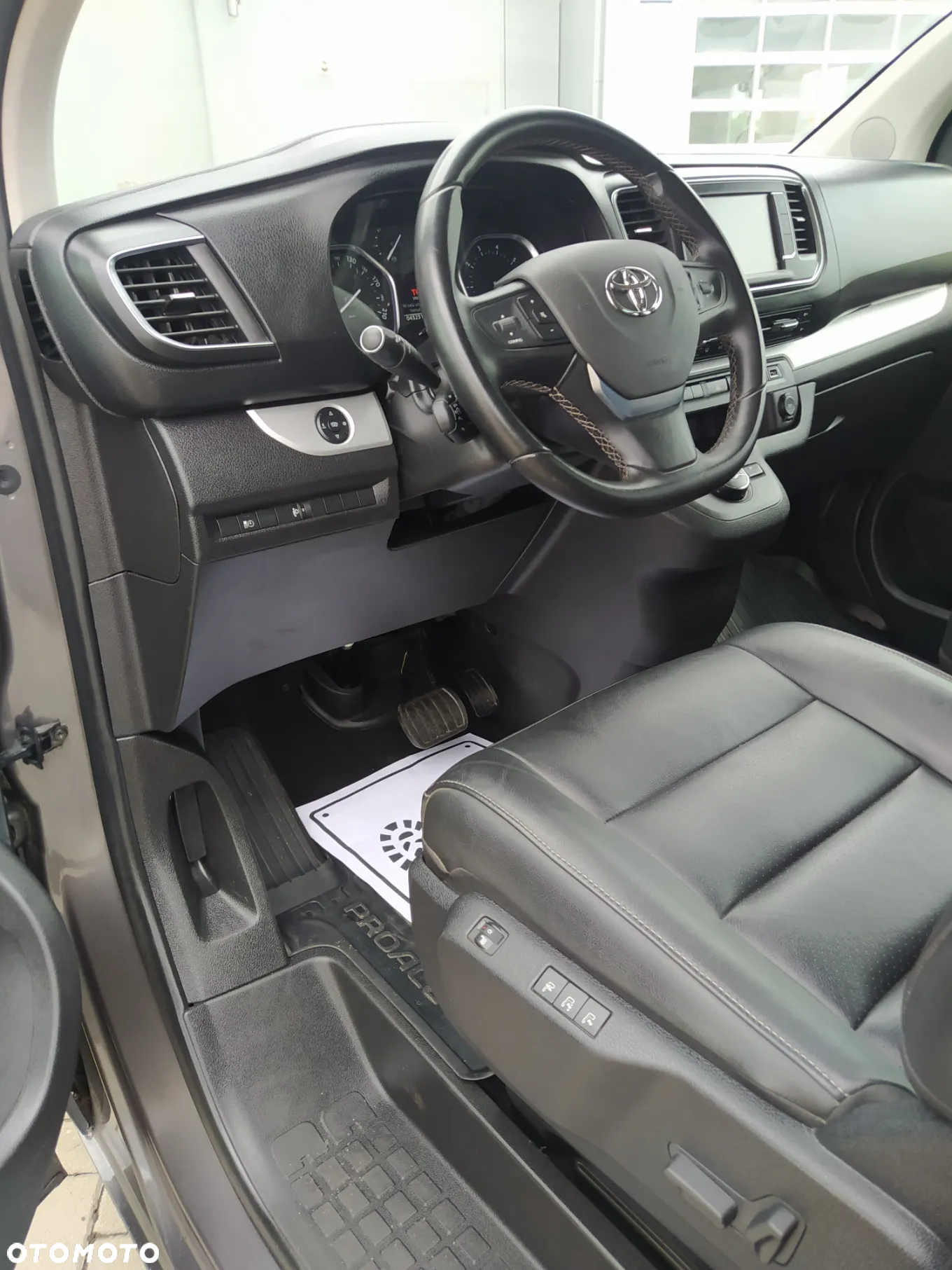Toyota Proace Verso 2.0 D4-D Long VIP - 17