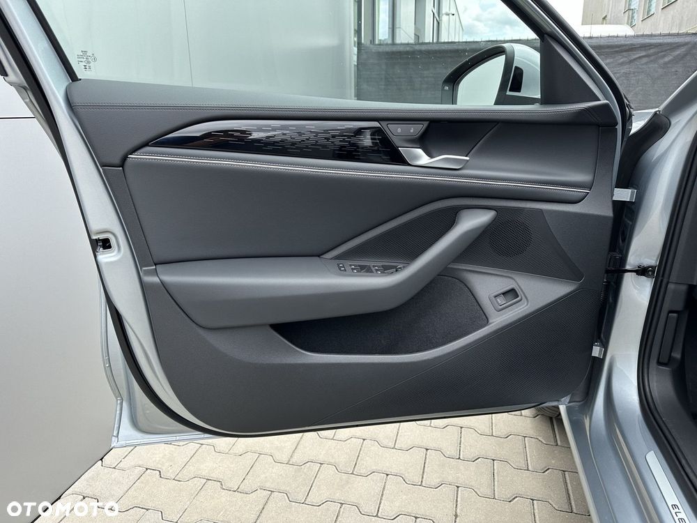 Volkswagen Passat Variant 1.5 TSI EVO Elegance DSG - 11