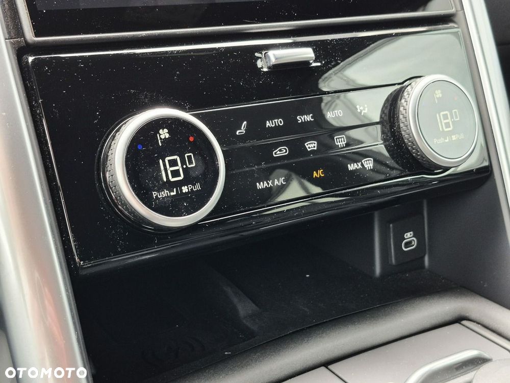 Land Rover Discovery 3.0 D250 mHEV S - 37