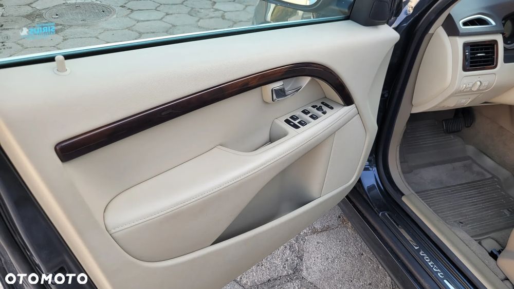 Volvo S80 - 27