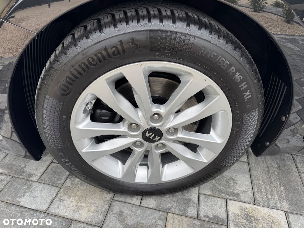 Kia Ceed 1.6 GDI Dream-Team Edition - 19