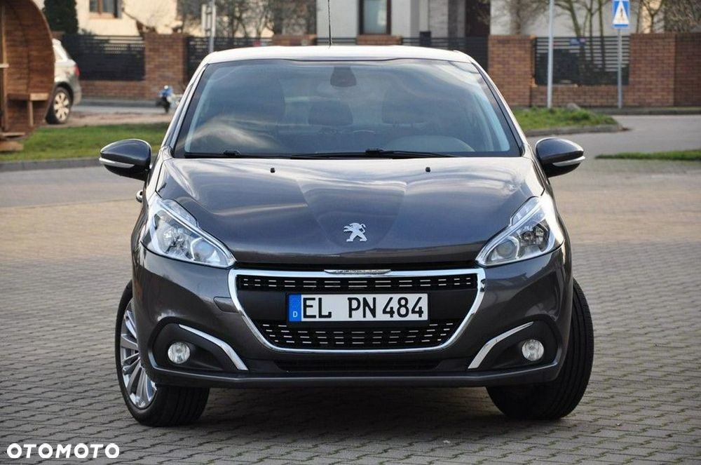 Peugeot 208 PureTech 82 Stop & Start Signature - 16