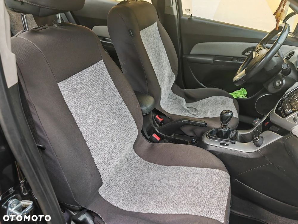 Chevrolet Cruze 1.6 LS - 8