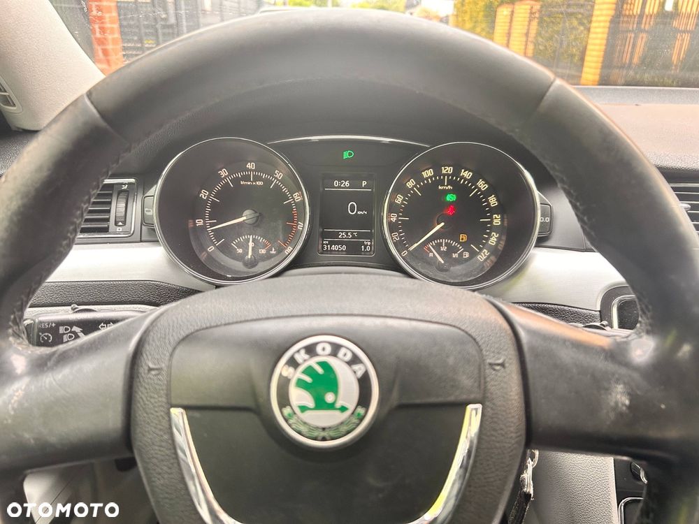 Skoda Superb 1.8 TSI Elegance DSG - 9