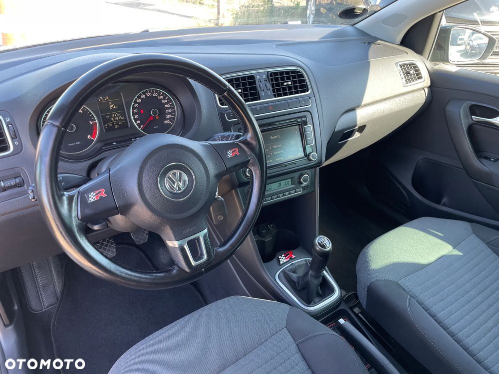Volkswagen Polo - 12