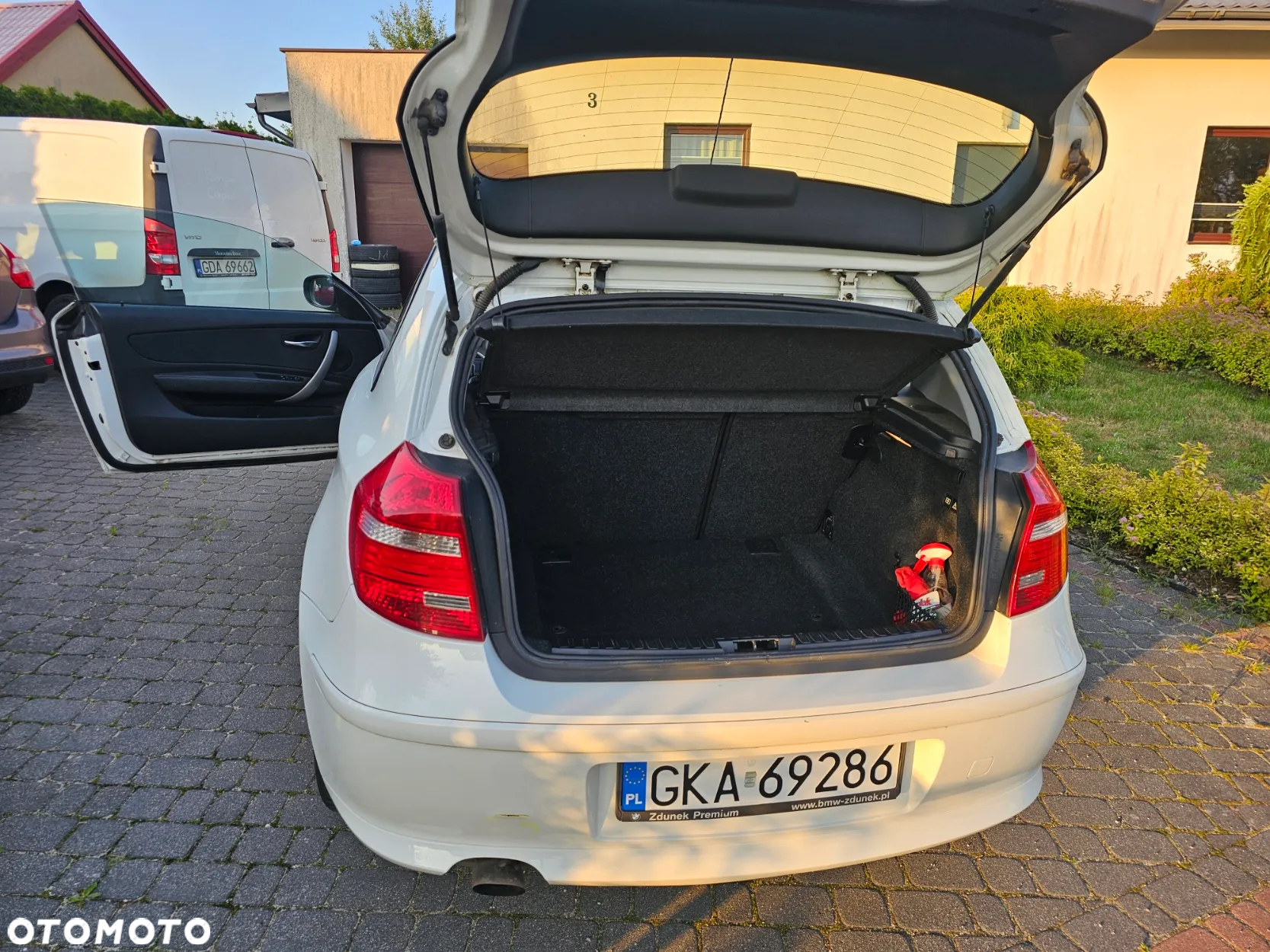 BMW Seria 1 116i - 13
