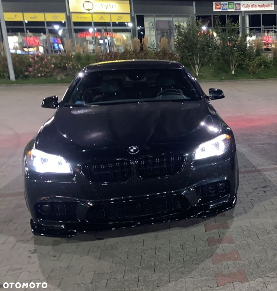 BMW Seria 5 550i - 3