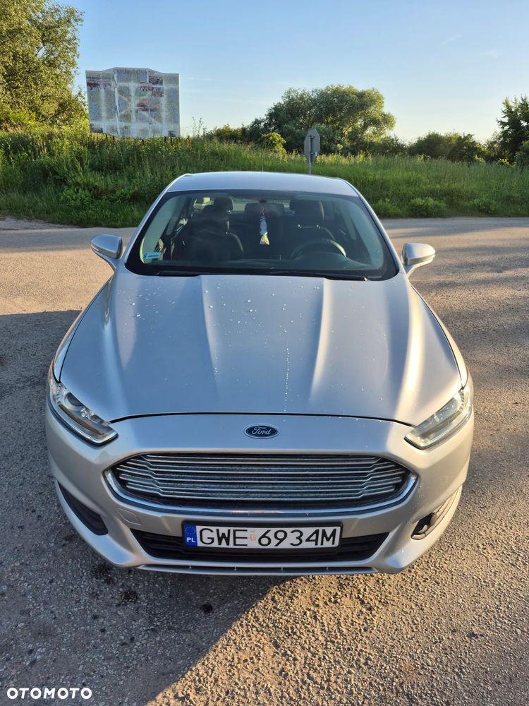 Ford Fusion - 1