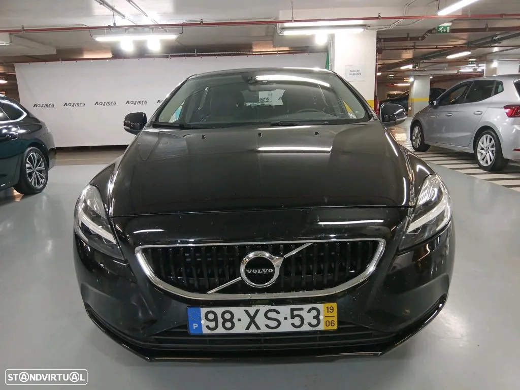 Volvo V40 2.0 D3 Momentum - 5