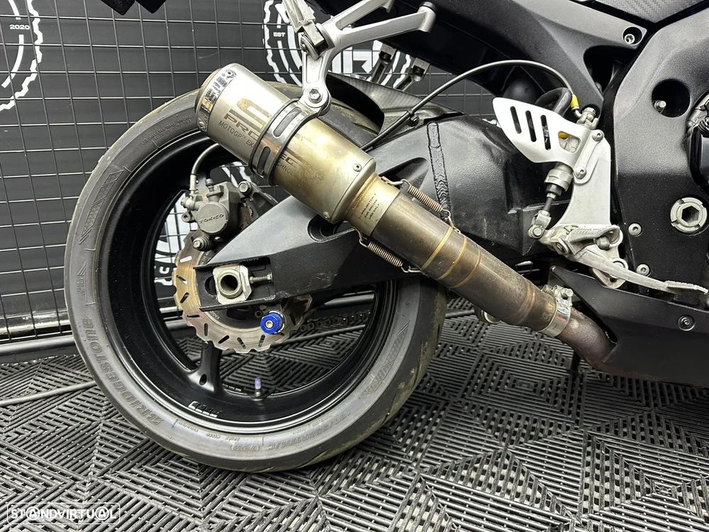 Suzuki GSX-R 600 - 3